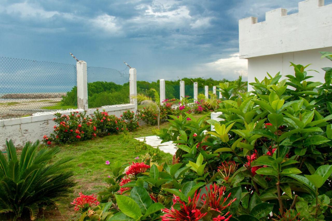 Hotel Castillo Del Mar Riohacha Bagian luar foto
